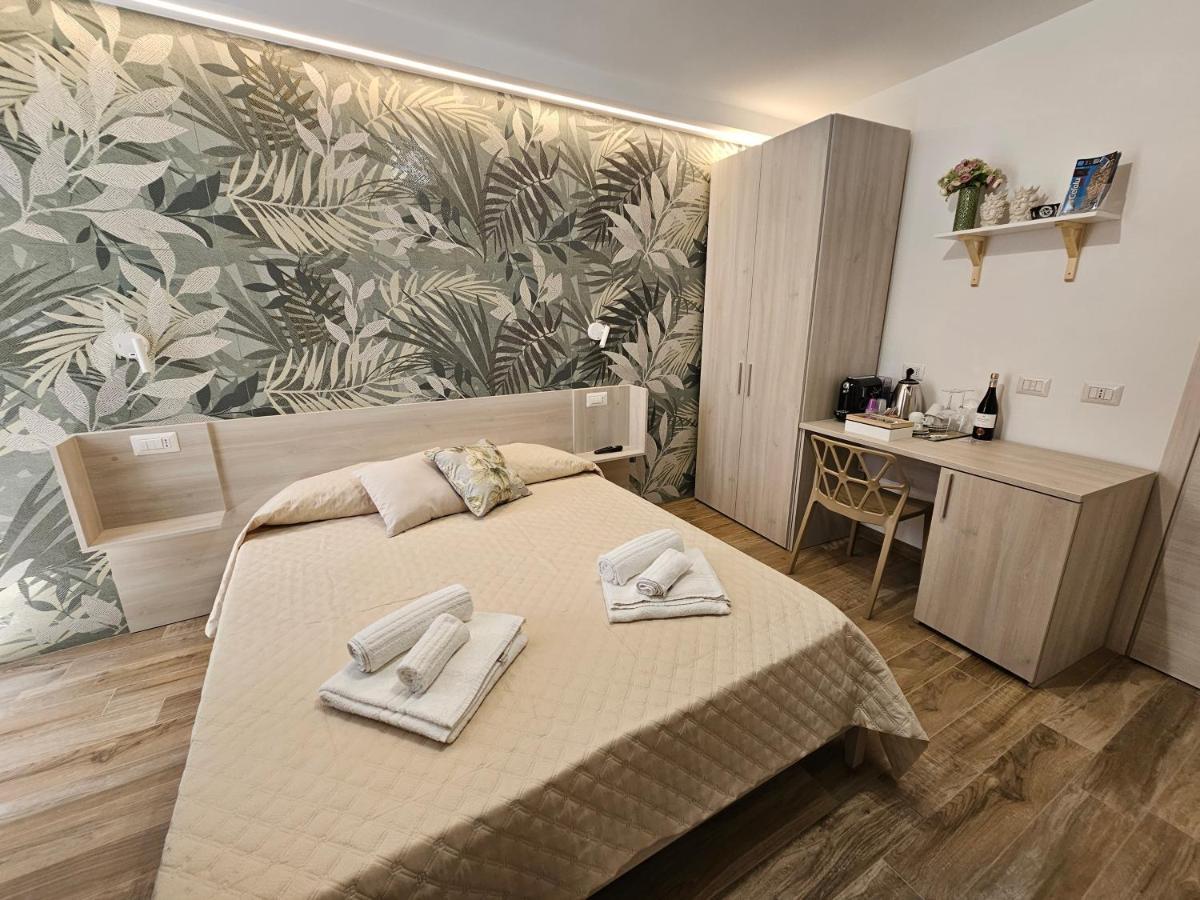 Hotel Zaffiro'S House à Cefalù Extérieur photo